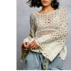 POL Cream Crochet Top